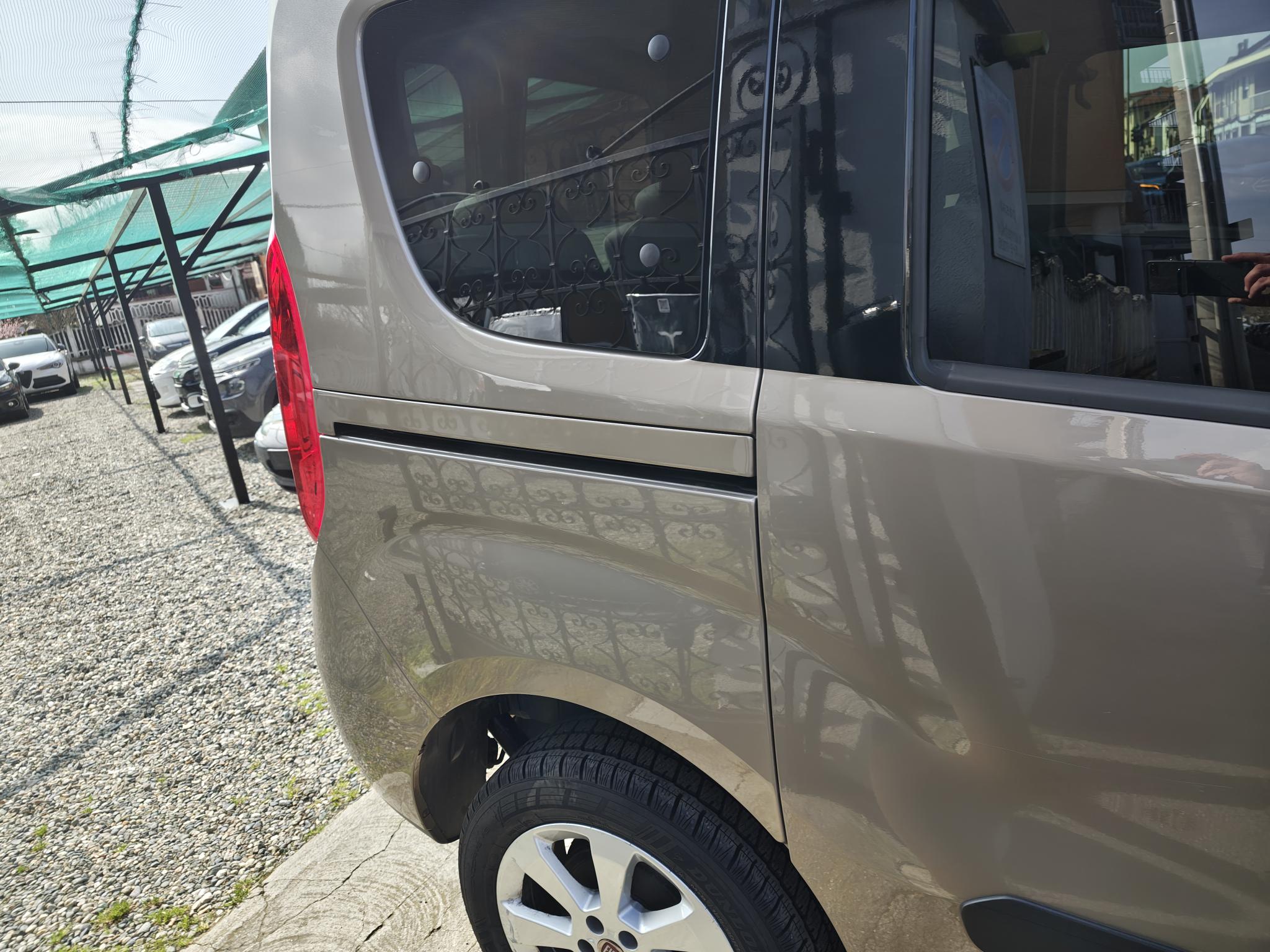 FIAT DOBLO’ 1.6 MJT 120CV 7 POSTI KM 105713-2017 EURO6