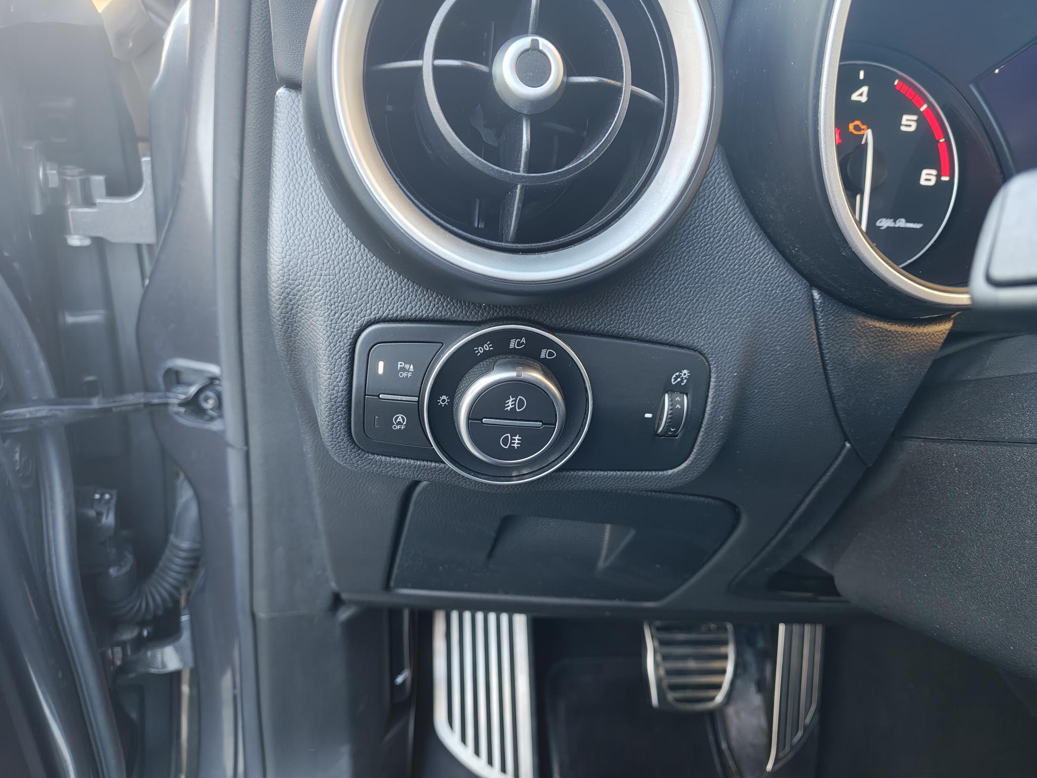 ALFA ROMEO STELVIO 2.2 210CV KM 81600- 2021