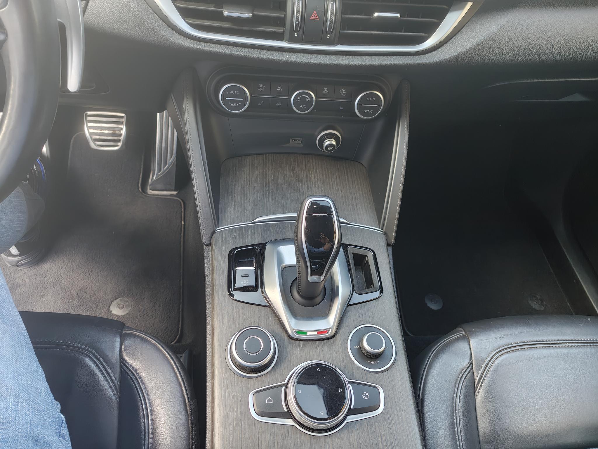 ALFA ROMEO STELVIO 2.2 210CV KM 90808- 2021